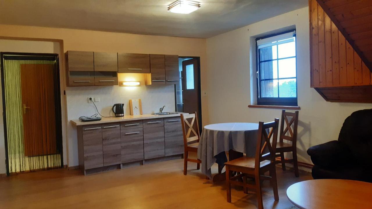 Budha Apartma Jirikov  Экстерьер фото