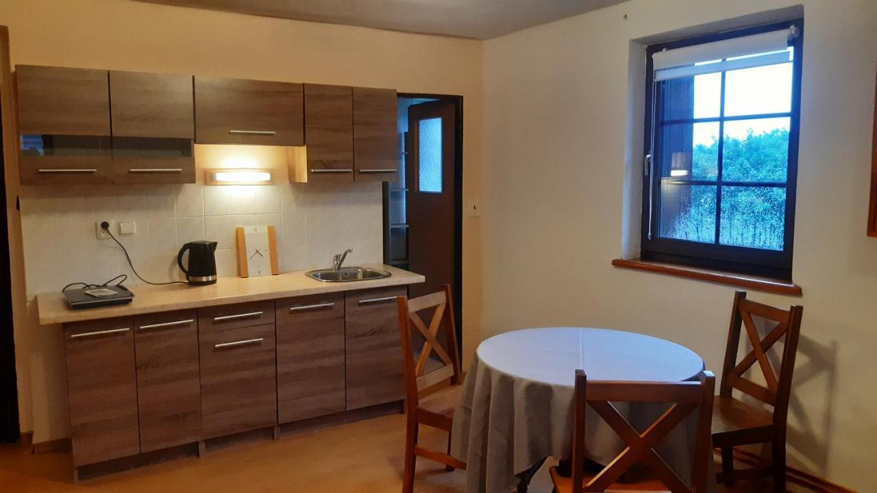 Budha Apartma Jirikov  Экстерьер фото